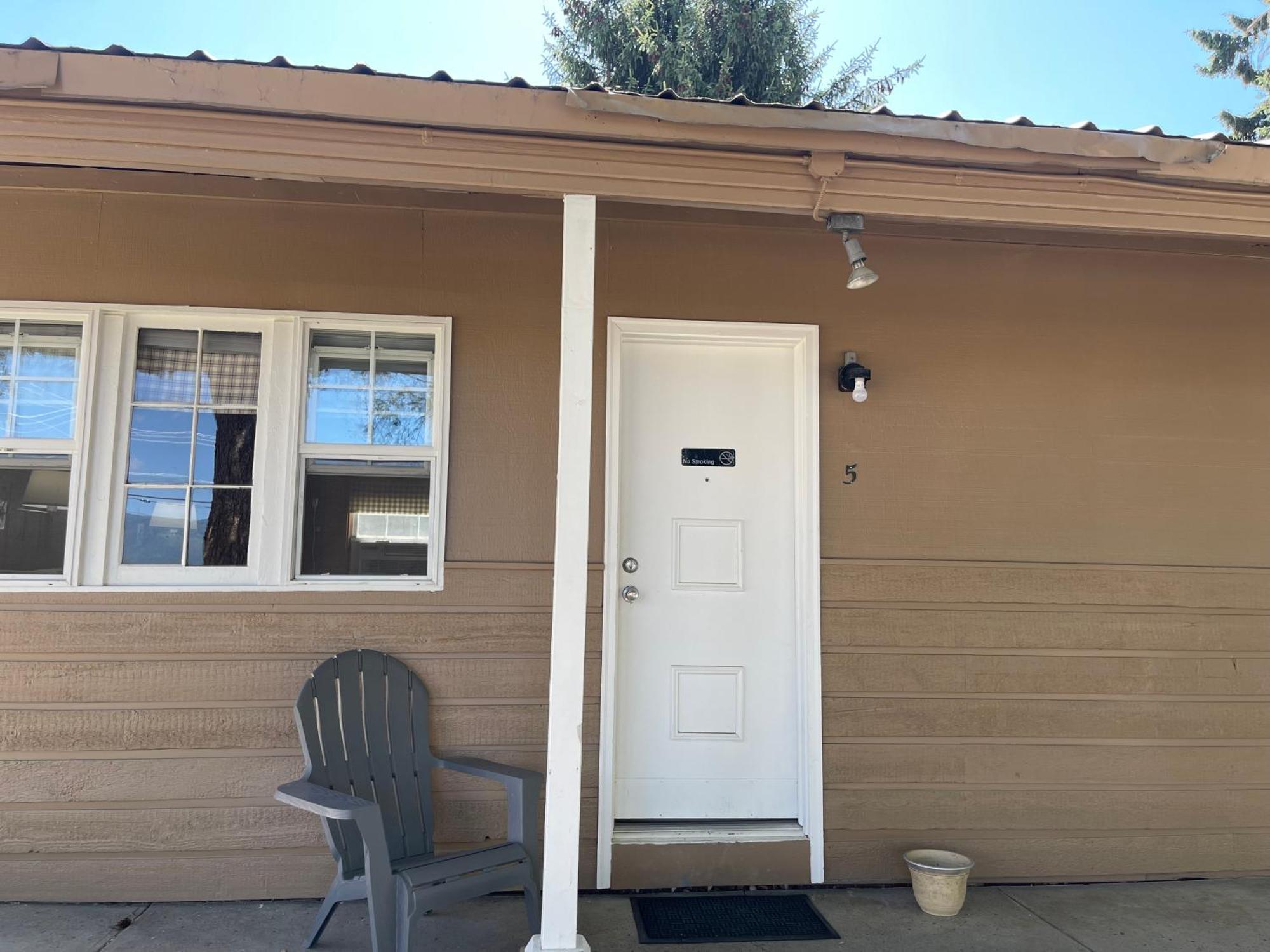 Kootenai Valley Motel Bonners Ferry Dış mekan fotoğraf