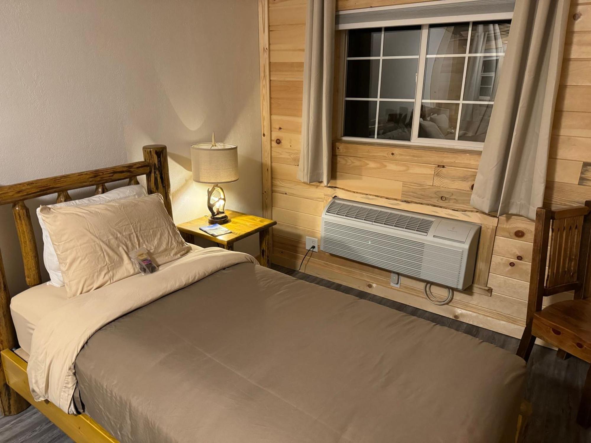 Kootenai Valley Motel Bonners Ferry Dış mekan fotoğraf
