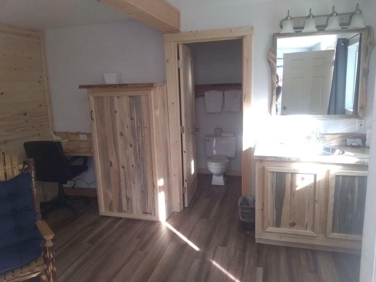 Kootenai Valley Motel Bonners Ferry Dış mekan fotoğraf